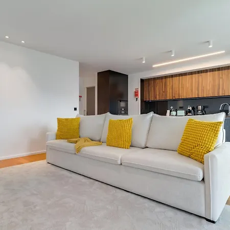Oceanview Pearl Varino By Madeira Apartment *
